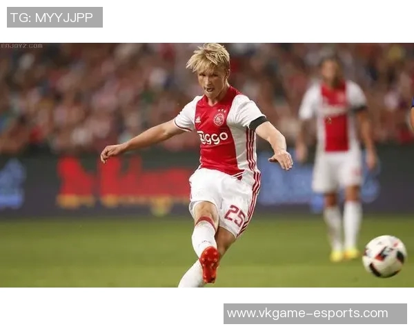 荷兰足球70年代黄金一代:辉煌岁月与经典战术的传世传奇 荷兰足球70年代黄金一代:辉煌岁月与经典战术的传世传奇